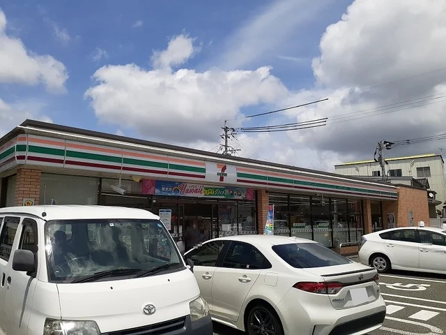 セブンイレブン渡鹿５丁目店まで450m