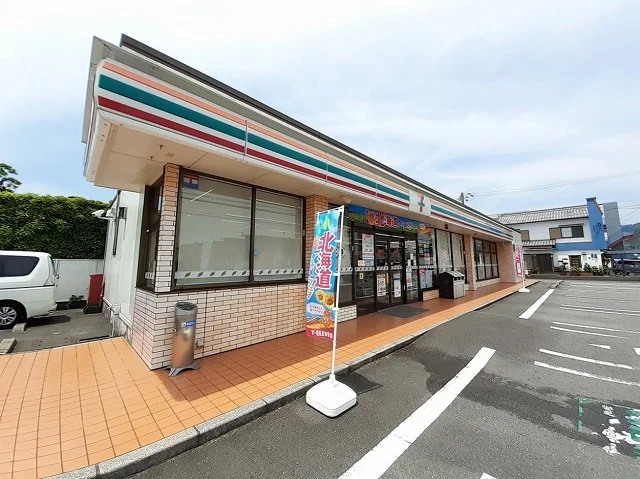 セブンイレブン　中の島店まで400m