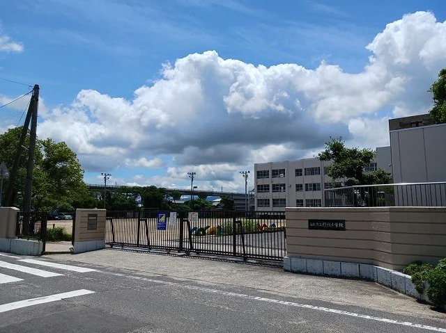 高松市立檀紙小学校さんまで1200m