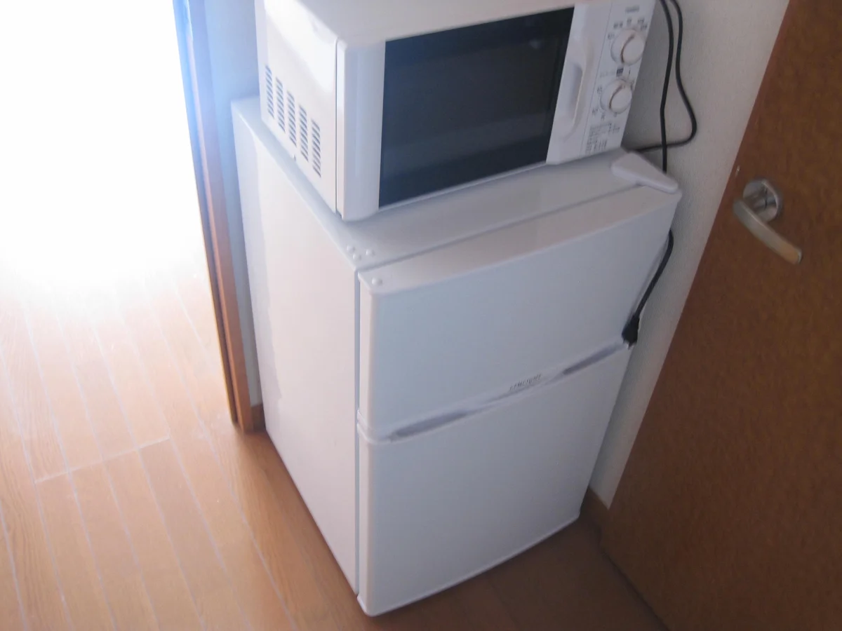 冷蔵庫、電子レンジ