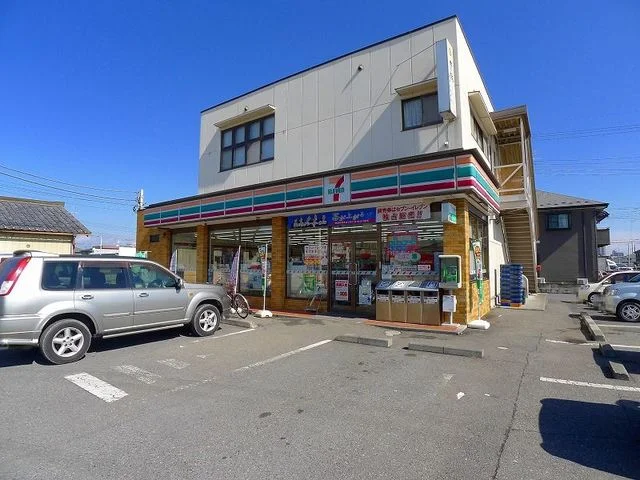 セブンイレブン館林栄町店まで900m