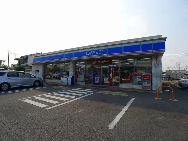 ローソン太田泉町店まで800m