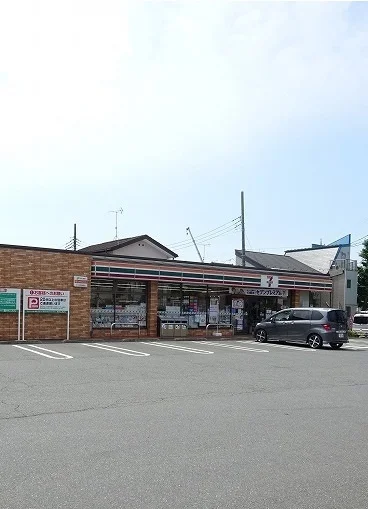 セブンイレブンまで400m
