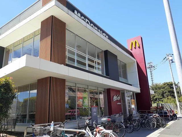 マクドナルドまで477m
