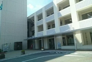 蒲郡市役所まで810m