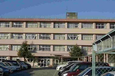 神社小学校まで290m