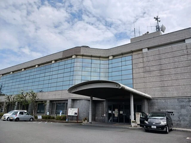 南丹市役所　八木支所まで452m