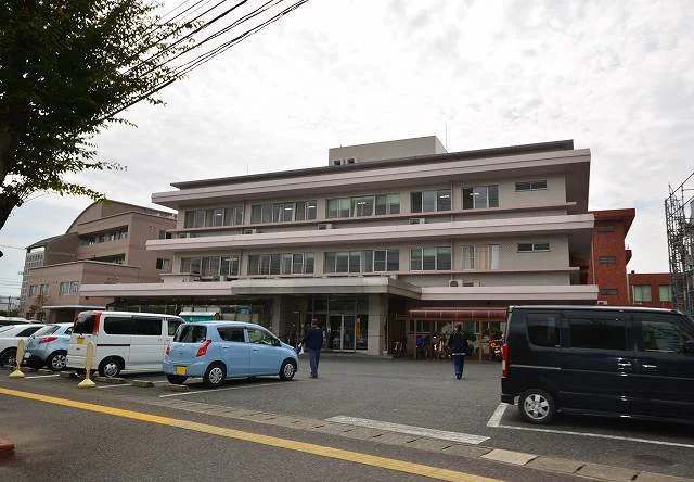 甘木中央病院まで290m