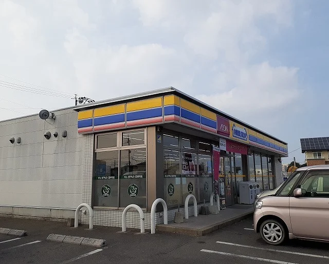 ミニストップ 佐賀大財2丁目店まで9m