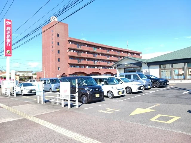 鹿児島銀行国分西支店まで1700m