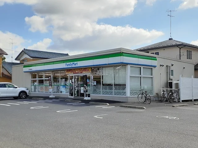 ファミリーマート竜ヶ崎警察署前まで270m