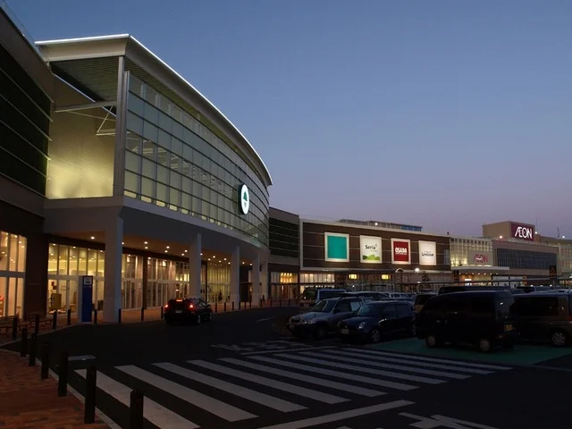 イオンモール浜松市野まで2200m