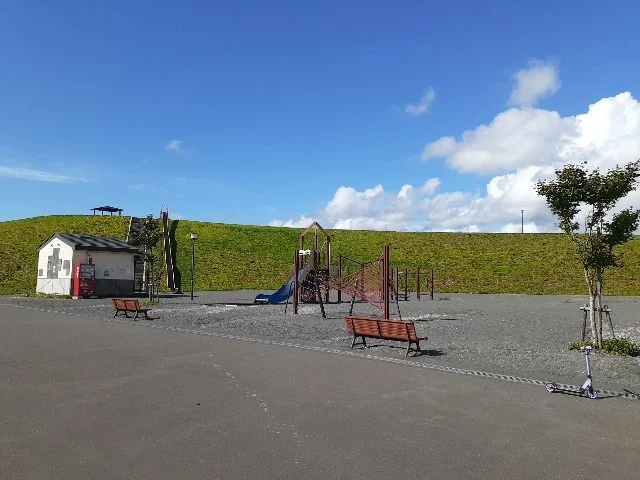 八丁平南公園まで650m