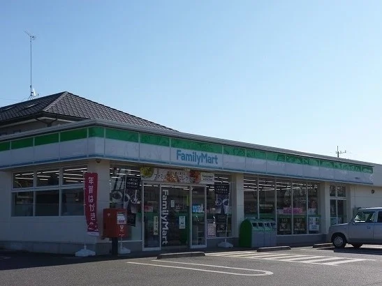 ファミリーマート上高間木店まで530m
