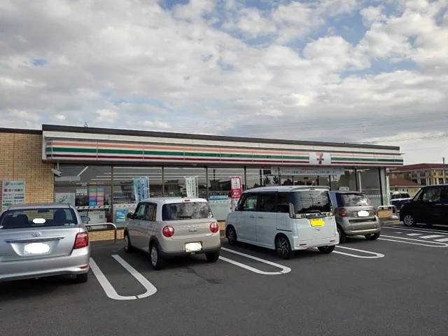 セブンイレブン多度津町北鴨店まで1200m