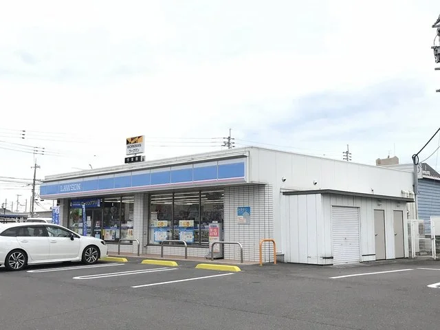 ローソン土器町東九丁目店まで450m