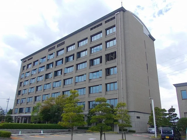 東予地方局庁舎様まで850m