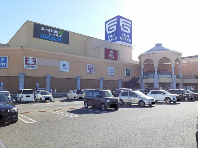 フジグラン神辺店まで2000m