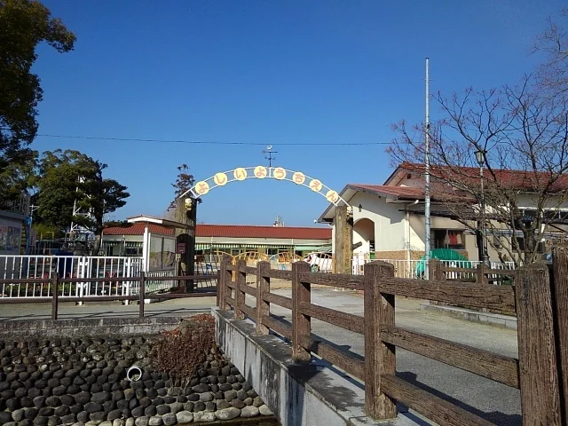 吉井幼稚園まで610m