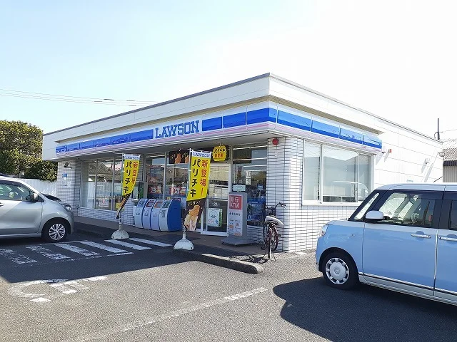 ローソン三股町稗田東店まで700m