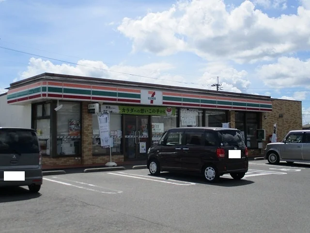 セブンイレブン　三股樺山店まで1700m