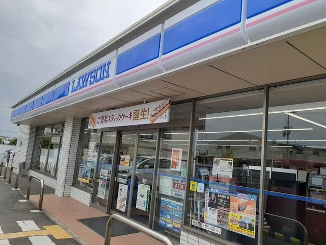 ローソン泉大津曽根町店まで80m