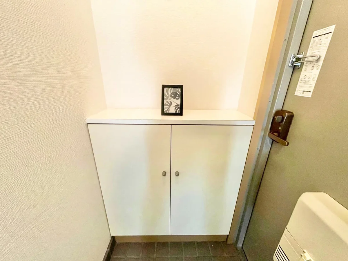 ※撮影用の観察植物・食器調理器具・雑貨類等はございません。※写真は現況優先