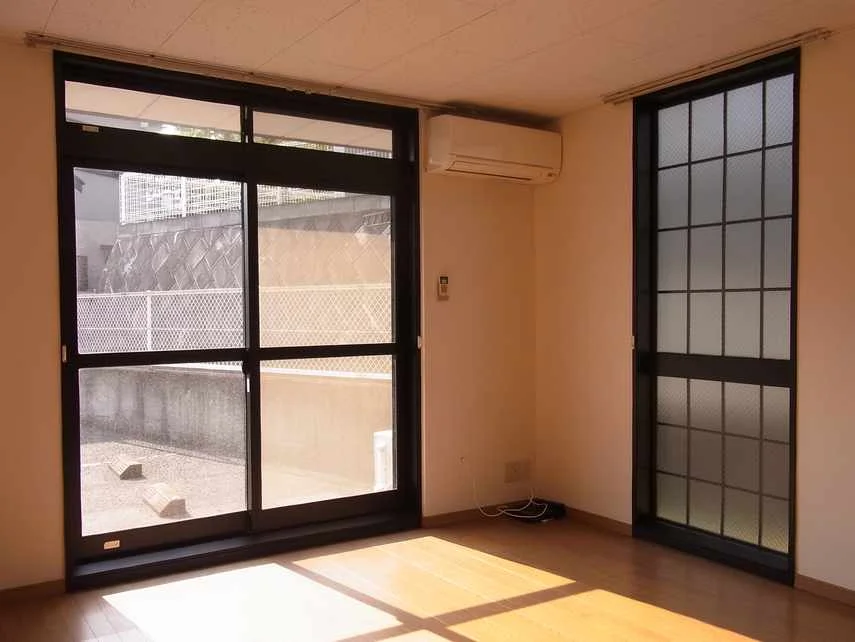 現況優先（実際の部屋とは異なる場合がございます。）