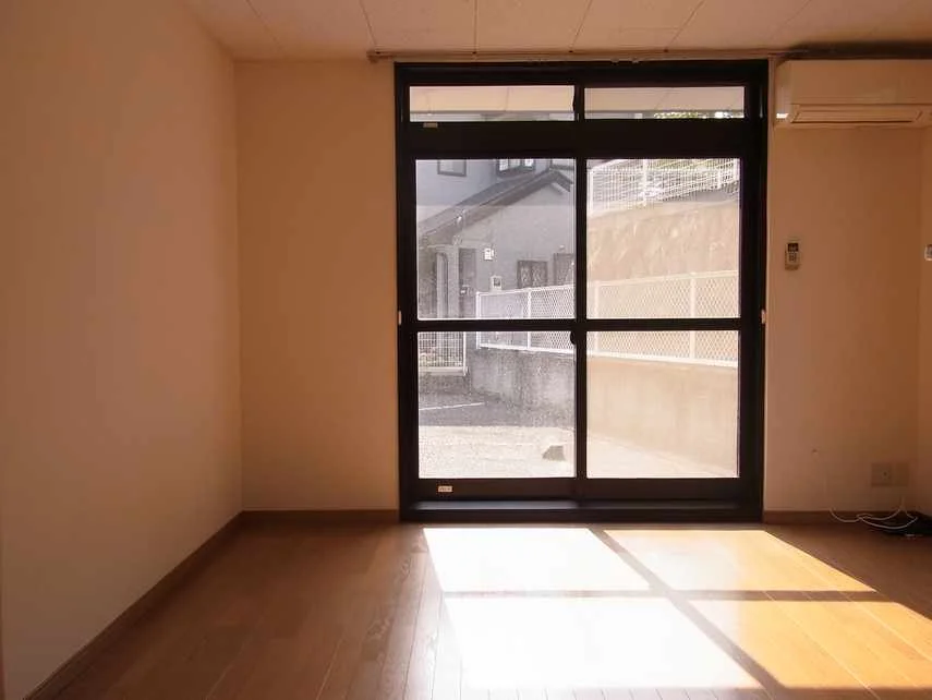 現況優先（実際の部屋とは異なる場合がございます。）