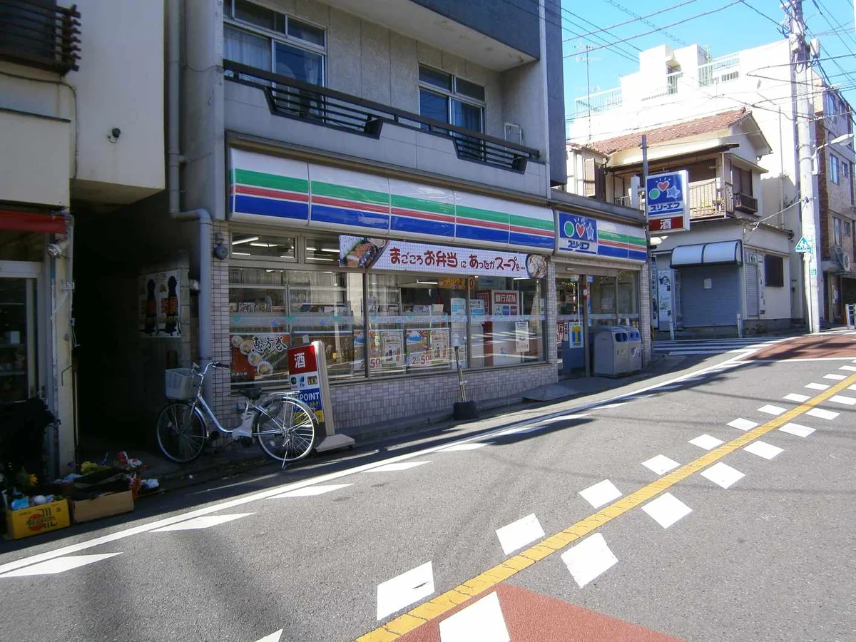 スリーエフ