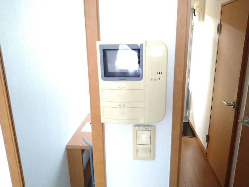 モニターホン完備