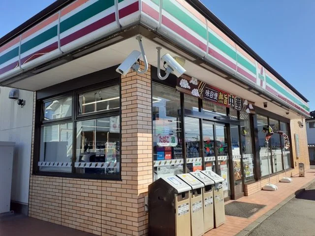 セブンイレブン箕郷上芝店まで1900m