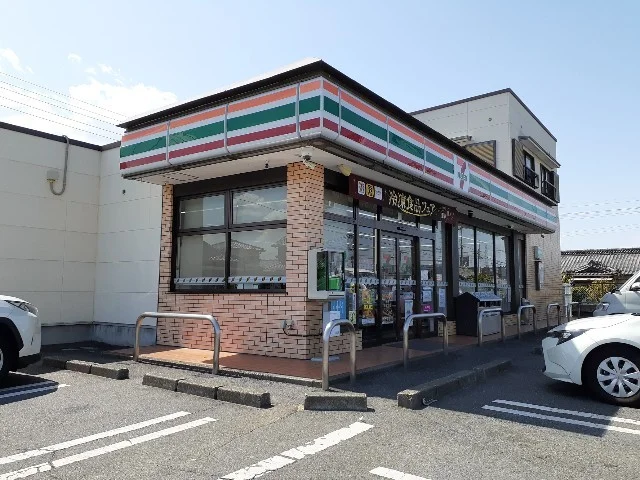 セブンイレブン宮本町店まで600m