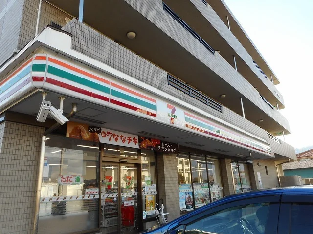 セブンイレブン豊科合同庁舎前店まで600m