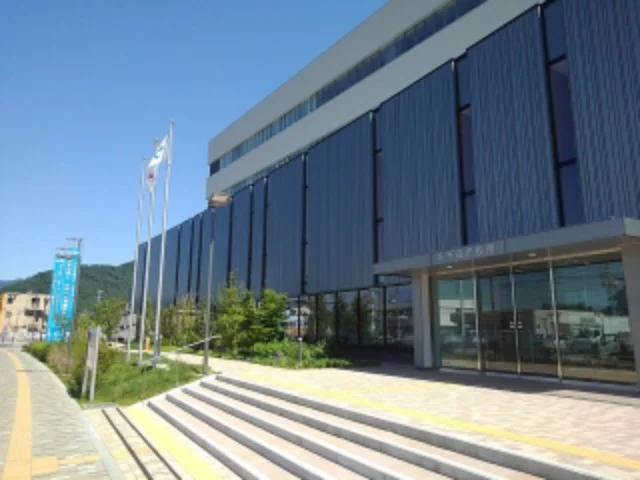 千曲市役所まで220m