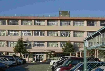 神社小学校まで1600m