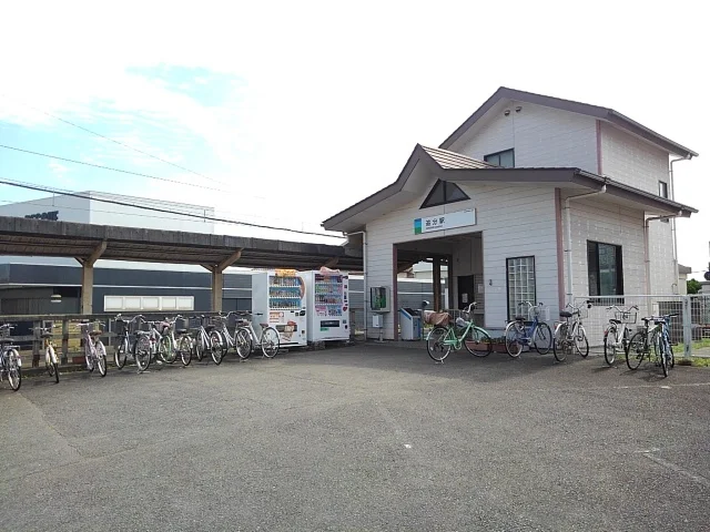 追分駅まで1200m