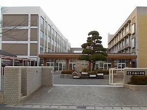 大塩小学校まで1200m