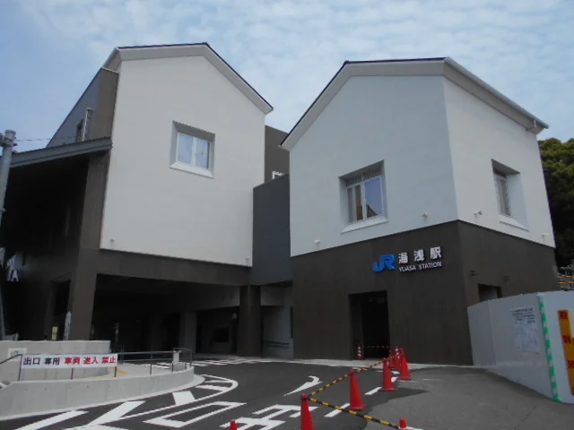 ＪＲ湯浅駅様まで800m