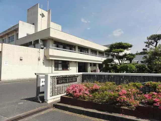 鳥取市立津ノ井小学校まで500m