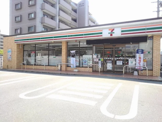 セブンイレブン那珂川今光1丁目まで270m