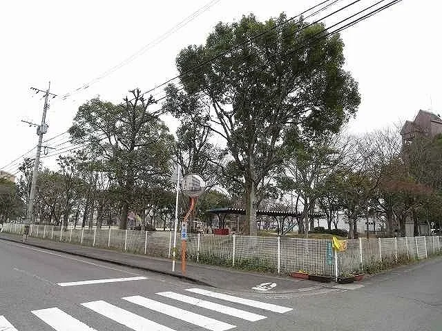 賀来公園まで10m