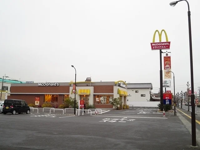 マクドナルド賀来店まで400m