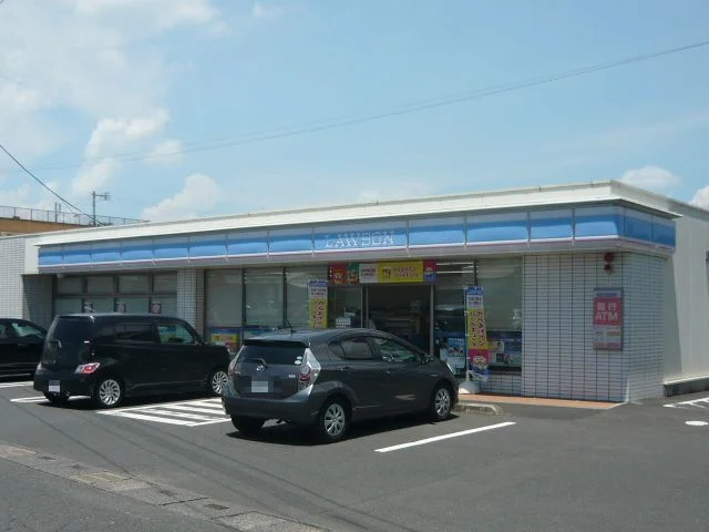 ローソン鹿屋西原４丁目店まで650m