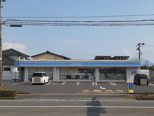 ローソン加治木岩原店まで350m