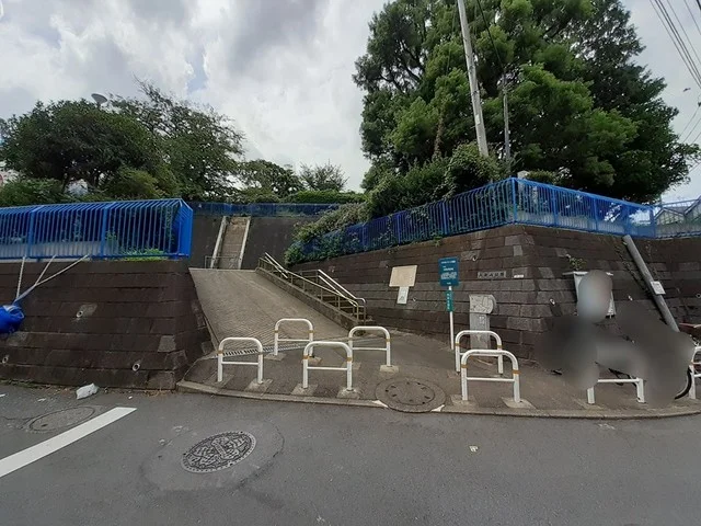 大倉山公園まで200m