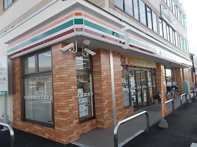 セブンイレブン　赤塚1丁目店まで600m
