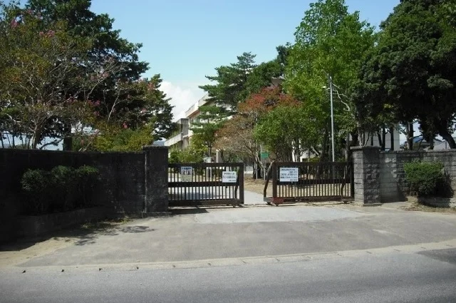市立東部小学校まで500m