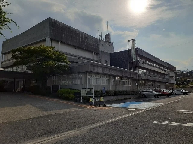 渋川市役所まで1900m