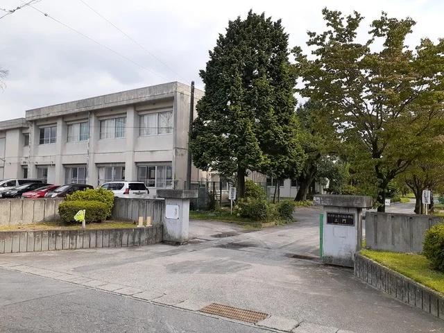渋川市立北小学校まで850m